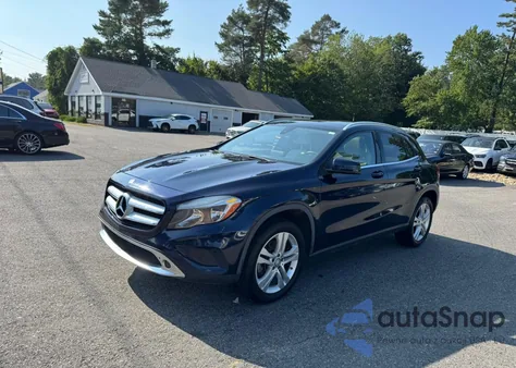 2017 Mercedes-Benz Gla 250 4Matic z USA, uszkodzony, nr VIN WDCTG4GB2HJ287820
